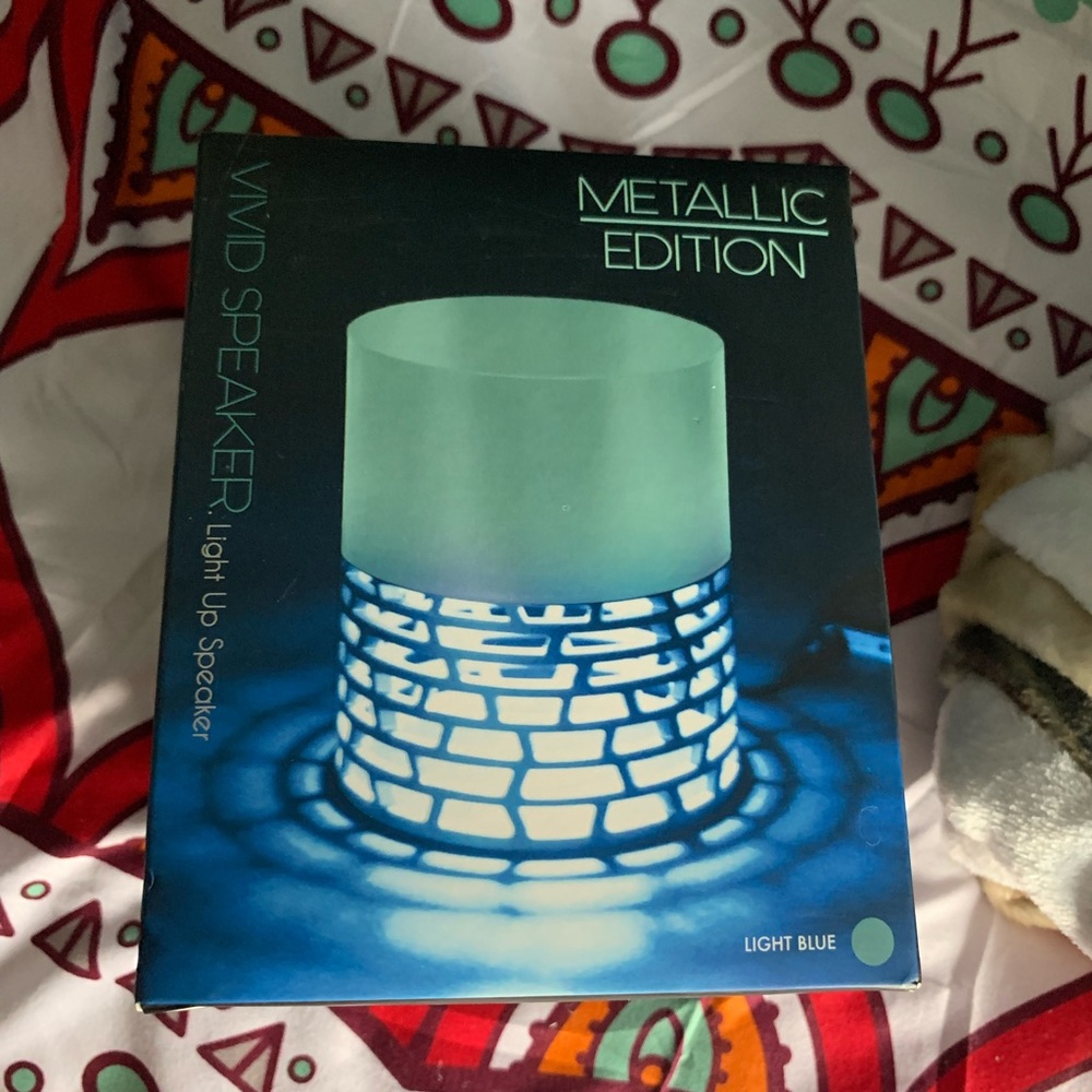 Light Up Speaker